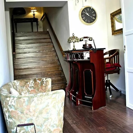 La Casa Azul +
